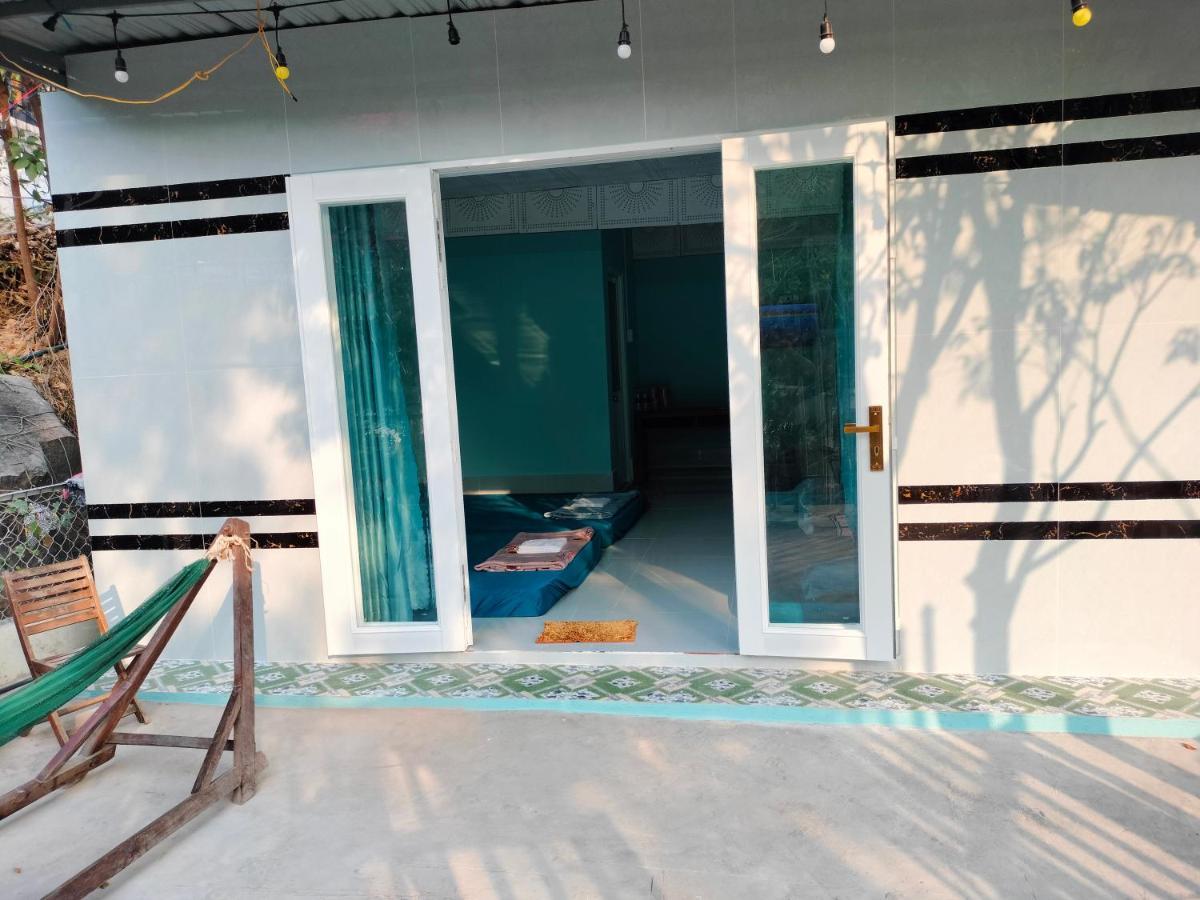 Nhà Nghỉ NgọC PhuọNg Hon Son Hotel Lai Son Exterior photo